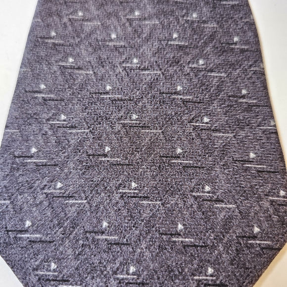 Grey pattern silk men's tie - Picture 4 of 7